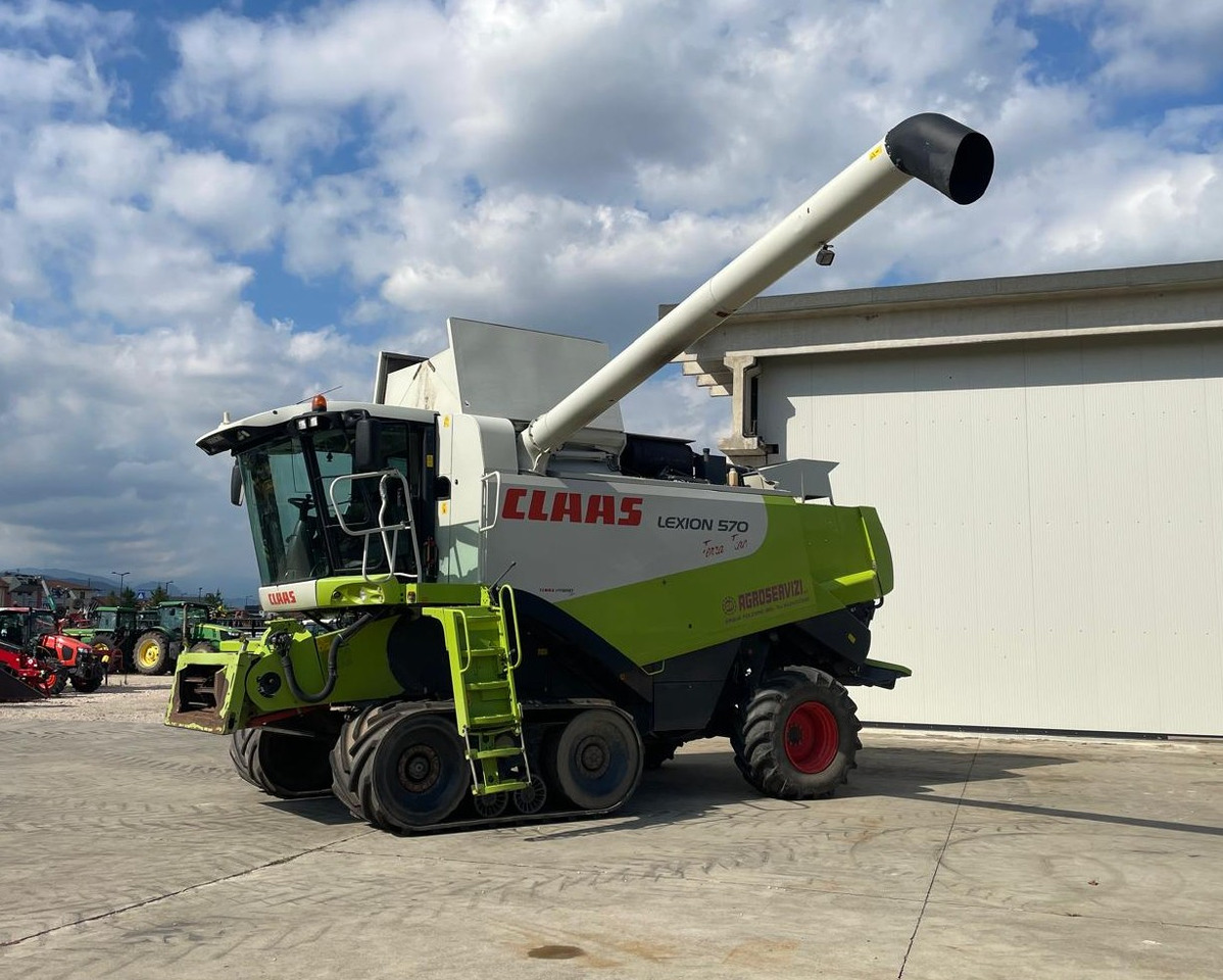CLAAS MIETITREBBIA LEXION 570TT - حصادة شاملة: صور 1 CLAAS MIETITREBBIA LEXION 570TT - حصادة شاملة: صور 1
