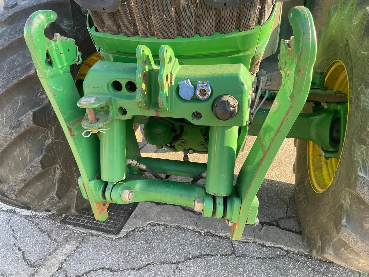 JOHN DEERE 6170 R - جرار: صور 4 JOHN DEERE 6170 R - جرار: صور 4