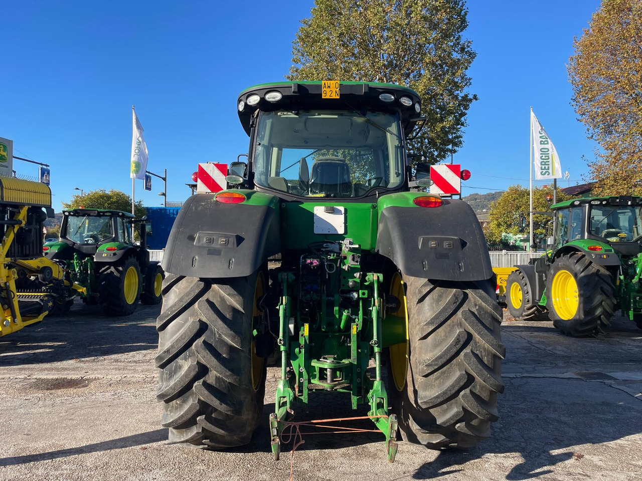 JOHN DEERE 8370 R - جرار: صور 3 JOHN DEERE 8370 R - جرار: صور 3