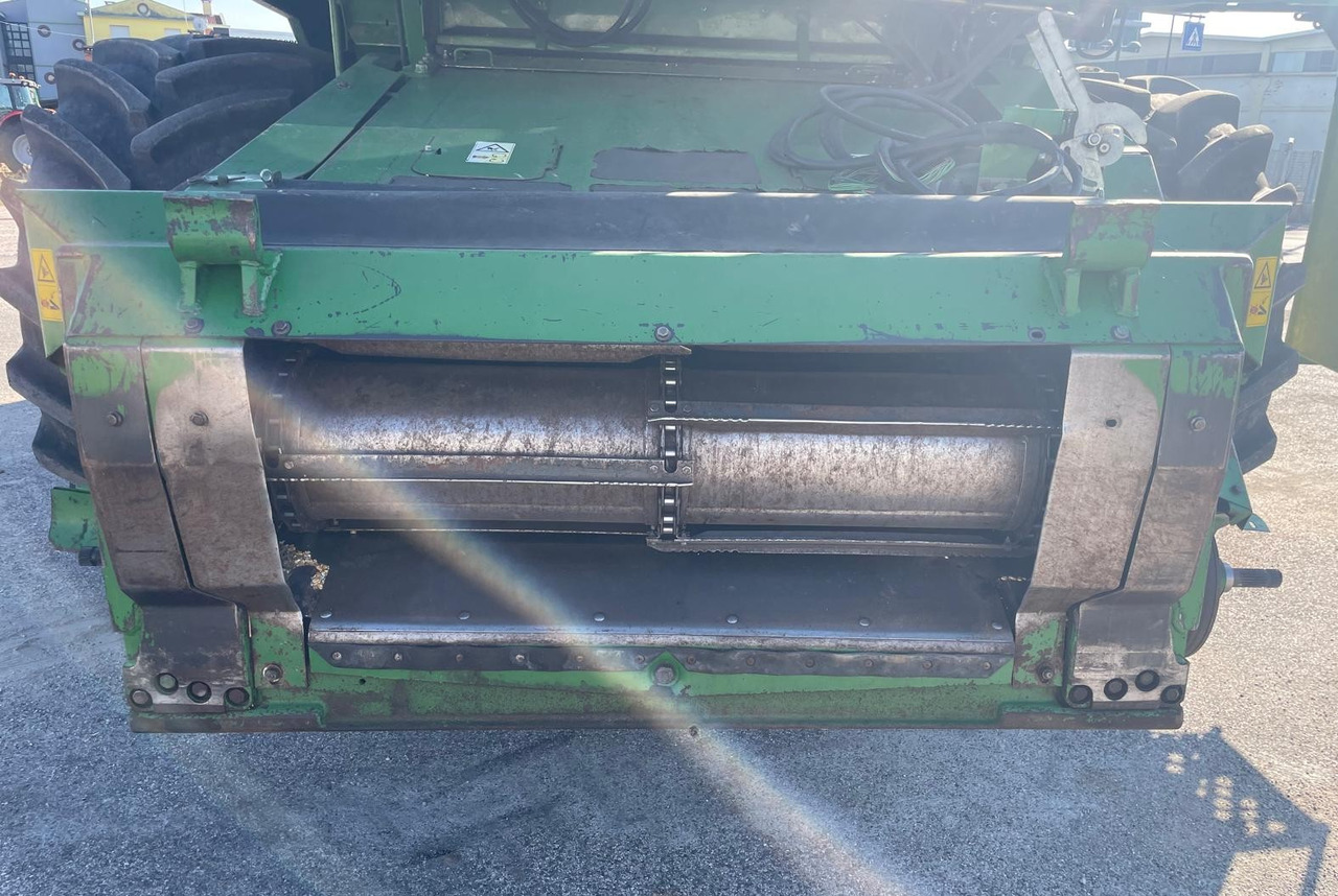 JOHN DEERE MIETITREBBIA CTS - حصادة شاملة: صور 5 JOHN DEERE MIETITREBBIA CTS - حصادة شاملة: صور 5