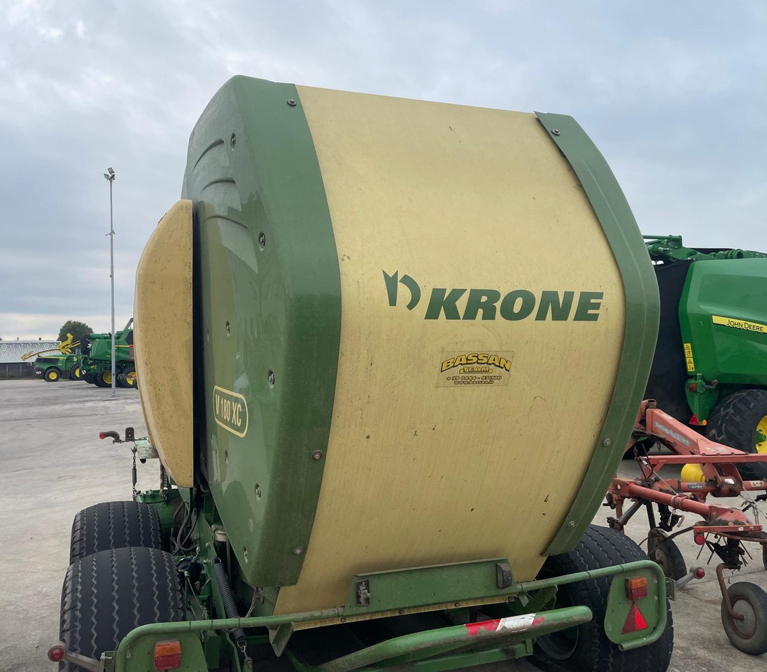 KRONE ROTOPRESSA V 180 XC - مكبس القش الدائري: صور 2 KRONE ROTOPRESSA V 180 XC - مكبس القش الدائري: صور 2