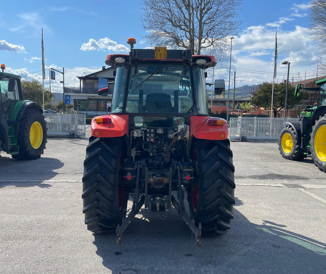 KUBOTA 5111 M - جرار: صور 5 KUBOTA 5111 M - جرار: صور 5