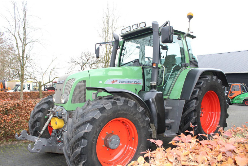Fendt FAVORIT 716 VARIO Favorit 716 vario - جرار: صور 5 Fendt FAVORIT 716 VARIO Favorit 716 vario - جرار: صور 5
