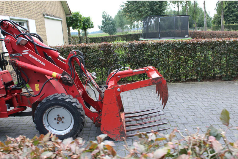 Weidemann 1230 - اللودر المجنزر صغير: صور 2 Weidemann 1230 - اللودر المجنزر صغير: صور 2