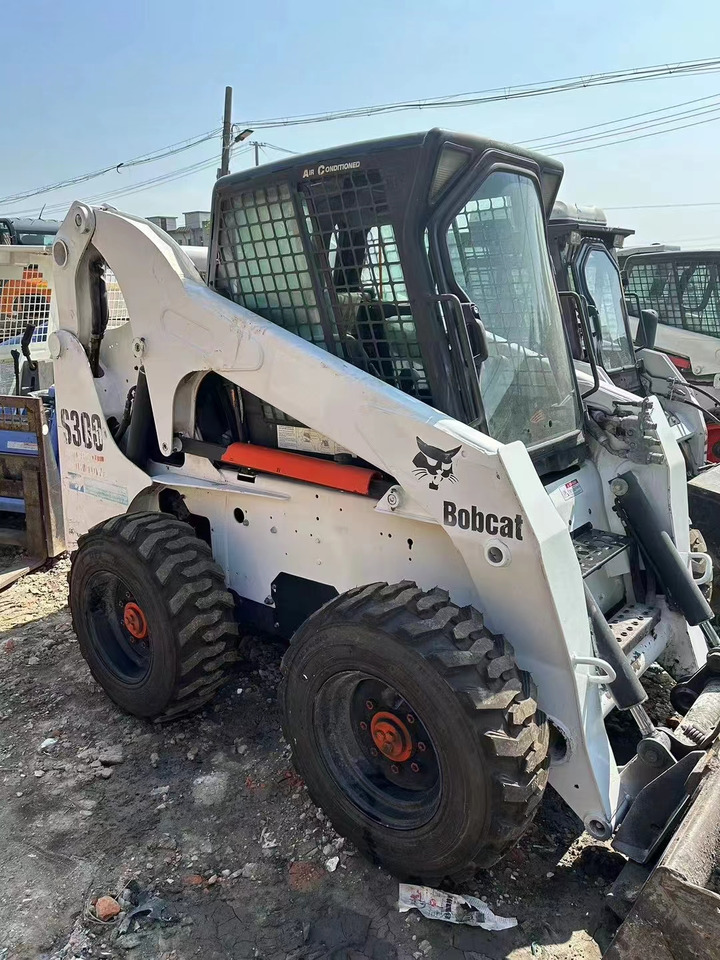 BOBCAT S300 - شيول صغير: صور 4 BOBCAT S300 - شيول صغير: صور 4
