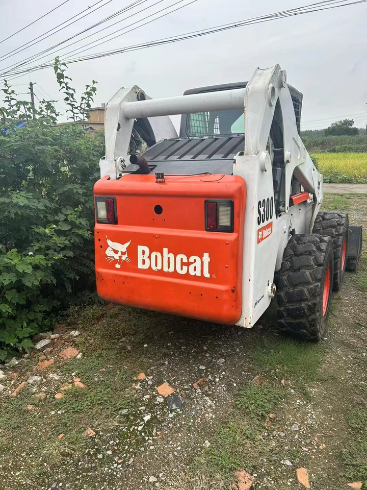 BOBCAT S300 - شيول صغير: صور 4 BOBCAT S300 - شيول صغير: صور 4