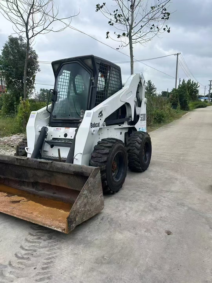 BOBCAT s300 - شيول صغير: صور 2 BOBCAT s300 - شيول صغير: صور 2