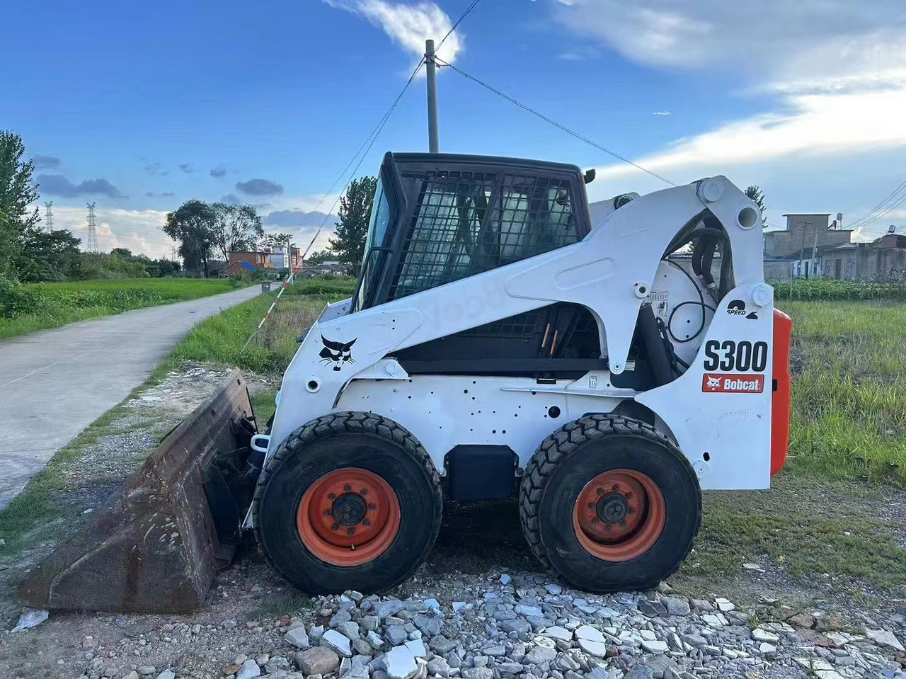 BOBCAT s300 - شيول صغير: صور 2 BOBCAT s300 - شيول صغير: صور 2