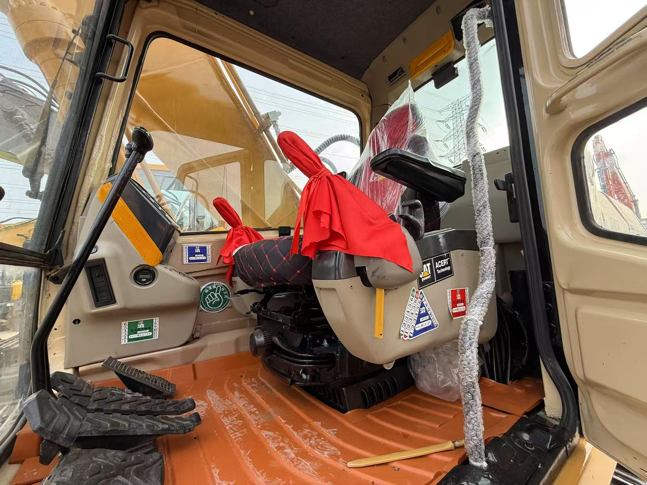 حفارات زحافة CATERPILLAR 320b [ Copy ] [ Copy ] [ Copy ] [ Copy ] [ Copy ] [ Copy ] [ Copy ]: صور 13