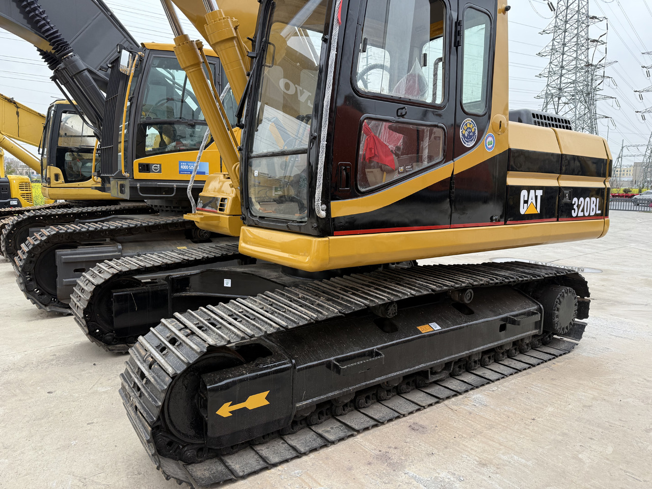 حفارات زحافة CATERPILLAR 320b [ Copy ] [ Copy ] [ Copy ] [ Copy ] [ Copy ]: صور 9