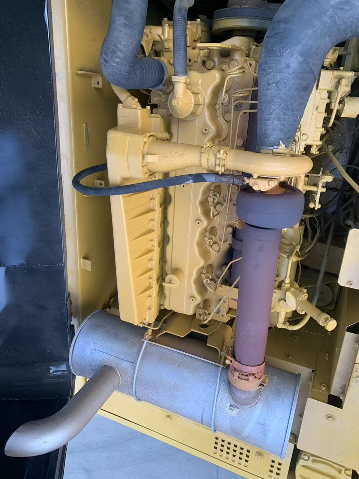 حفارة CATERPILLAR 320d: صور 34