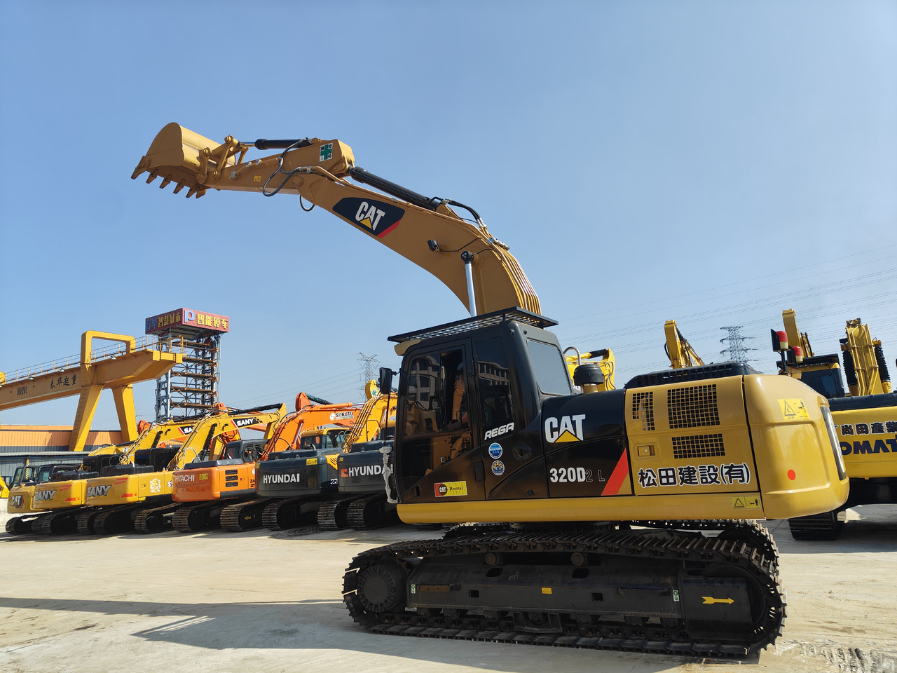 CATERPILLAR 320d - حفارة: صور 2 CATERPILLAR 320d - حفارة: صور 2