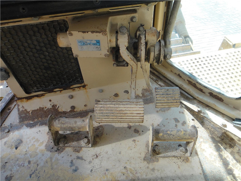 بلدوزر CATERPILLAR D8R [ Copy ] [ Copy ] [ Copy ] [ Copy ]: صور 28