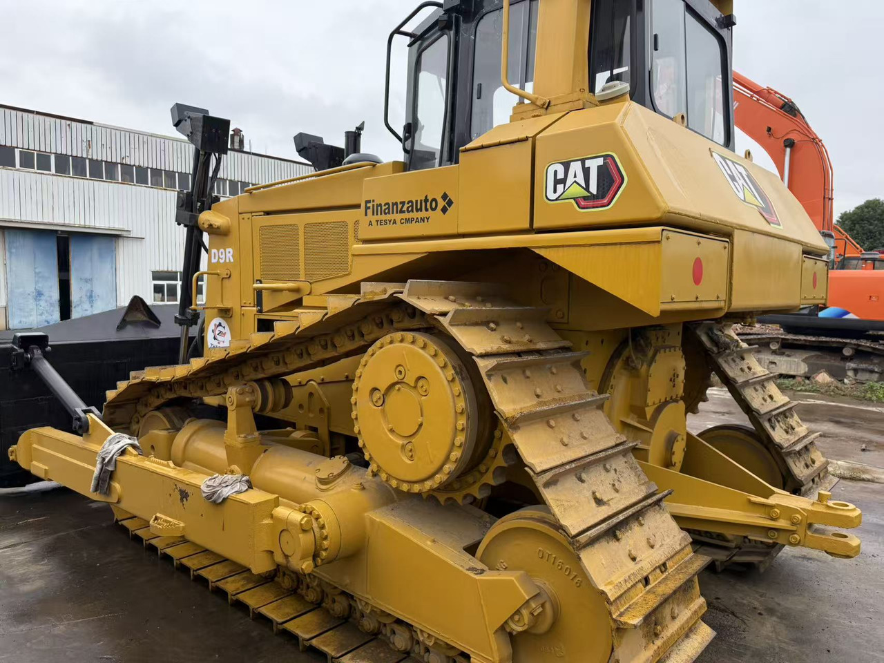 CATERPILLAR D9r - بلدوزر: صور 5 CATERPILLAR D9r - بلدوزر: صور 5