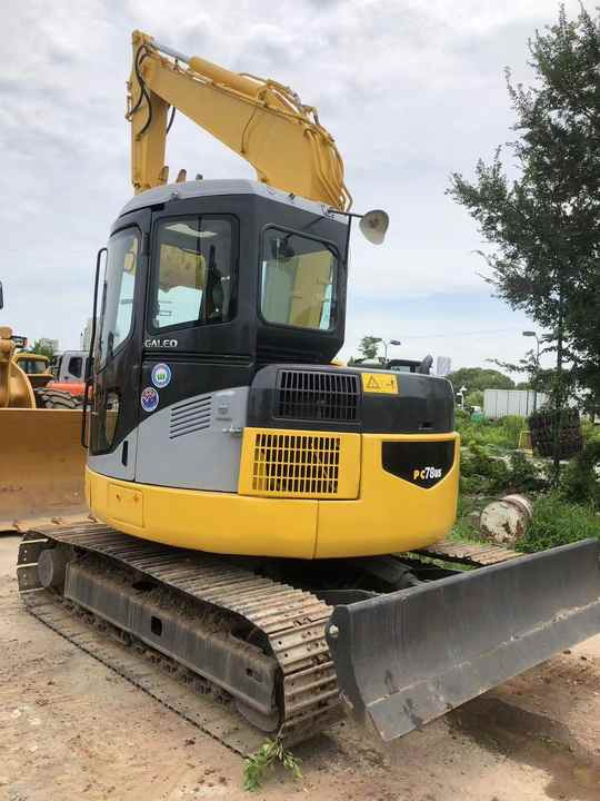 Cheap Used Komatsu PC78US Crawler Excavator with High Efficiency Used Heavy Machinery Komatsu P78US Digger Cheap for Sale - حفارات زحافة: صور 3 Cheap Used Komatsu PC78US Crawler Excavator with High Efficiency Used Heavy Machinery Komatsu P78US Digger Cheap for Sale - حفارات زحافة: صور 3