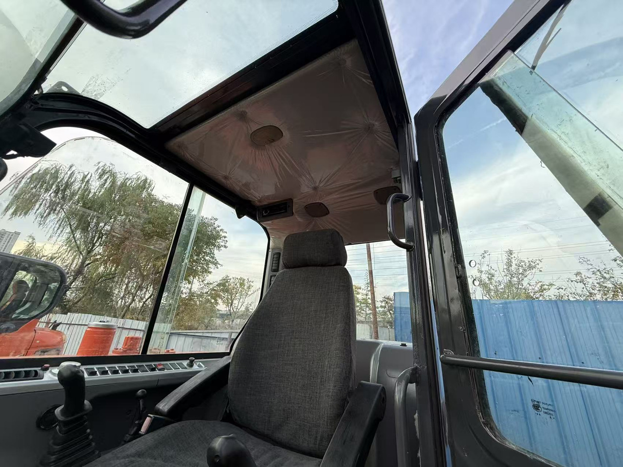 حفارة مصغرة DOOSAN Used large Doosan DX60 excavators, original DX60 used excavators, 6-ton DX60 hydraulic excavators, best-selling at low prices.: صور 17 حفارة مصغرة DOOSAN Used large Doosan DX60 excavators, original DX60 used excavators, 6-ton DX60 hydraulic excavators, best-selling at low prices.: صور 17