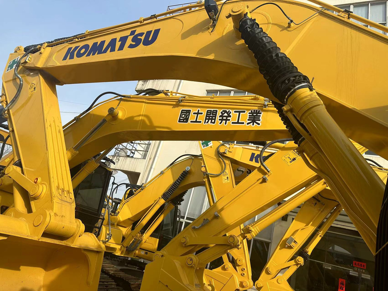 Komatsu pc350-7 - آلات البناء: صور 3 Komatsu pc350-7 - آلات البناء: صور 3