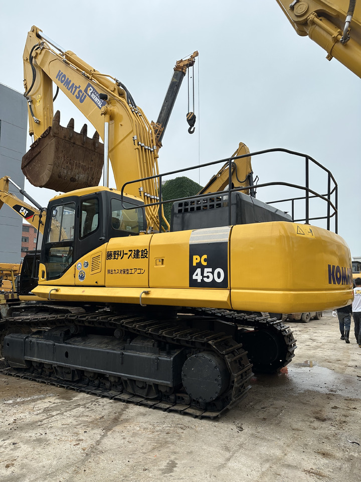 Komatsu pc450 - حفارات زحافة: صور 1 Komatsu pc450 - حفارات زحافة: صور 1