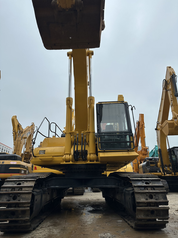 Komatsu pc450 - حفارات زحافة: صور 2 Komatsu pc450 - حفارات زحافة: صور 2