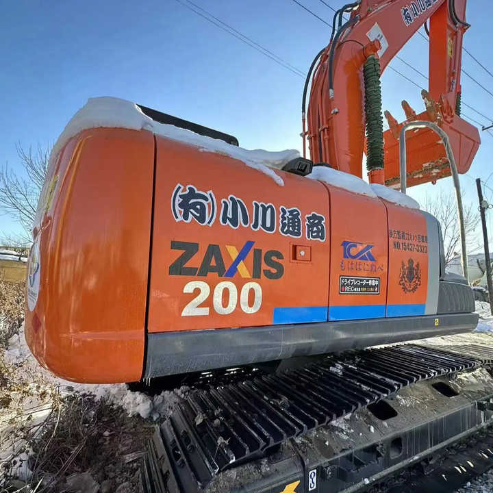 Original Japan Hitachi ZX200-3 Excavator Hitachi Excavator in Low Price for Hot Sale - حفارات زحافة: صور 3 Original Japan Hitachi ZX200-3 Excavator Hitachi Excavator in Low Price for Hot Sale - حفارات زحافة: صور 3