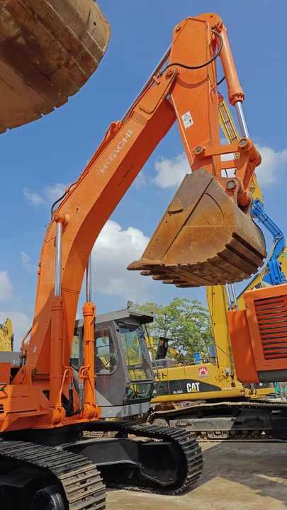 Original Japan Hitachi ZX450 Excavator Hitachi Excavator in Low Price for Hot Sale - حفارات زحافة: صور 5 Original Japan Hitachi ZX450 Excavator Hitachi Excavator in Low Price for Hot Sale - حفارات زحافة: صور 5