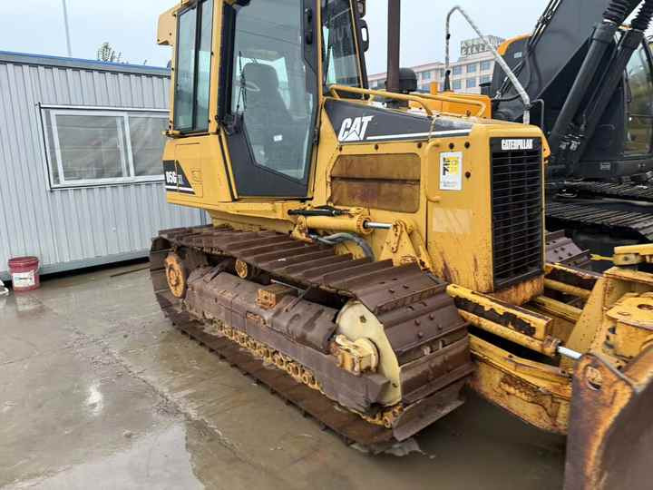 Used Cat D5G Crawler Bulldozer Original CAT Brand Bulldozer Second Hand Cat D5H D5 D5C D5N D5M LGP Dozer for Sale - بلدوزر: صور 4 Used Cat D5G Crawler Bulldozer Original CAT Brand Bulldozer Second Hand Cat D5H D5 D5C D5N D5M LGP Dozer for Sale - بلدوزر: صور 4