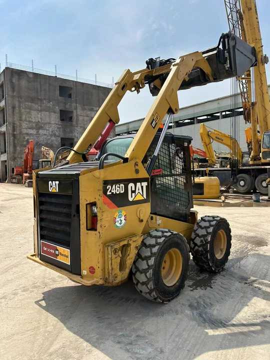Used Caterpillar 246d 226b 246c Skid Steer Loader on Sale Used Construction for Sale - شيول صغير: صور 2 Used Caterpillar 246d 226b 246c Skid Steer Loader on Sale Used Construction for Sale - شيول صغير: صور 2