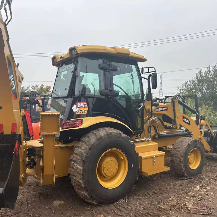 Used Caterpillar CAT 450F Retro Excavator CAT420F Cheap Price for Sale - حفارة: صور 1 Used Caterpillar CAT 450F Retro Excavator CAT420F Cheap Price for Sale - حفارة: صور 1