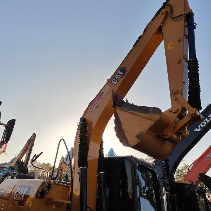 Used Caterpillar Cat312D2GC Excavator Original Japan Heavy Machinery Caterpillar 312D2GC Excavator for Sale - حفارات زحافة: صور 5 Used Caterpillar Cat312D2GC Excavator Original Japan Heavy Machinery Caterpillar 312D2GC Excavator for Sale - حفارات زحافة: صور 5