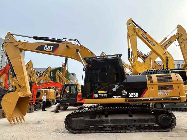 Used Digger CAT 325D Construction Machinery Construction Digger Used CAT 325D Cheap Excavator - حفارات زحافة: صور 2 Used Digger CAT 325D Construction Machinery Construction Digger Used CAT 325D Cheap Excavator - حفارات زحافة: صور 2