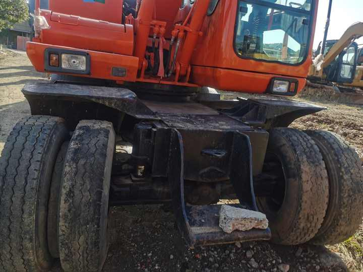 Used Digger Doosan Dh150w-7 Construction Machinery Construction Digger Used Doosan Dh150w-7 Cheap Excavator - حفارات زحافة: صور 3 Used Digger Doosan Dh150w-7 Construction Machinery Construction Digger Used Doosan Dh150w-7 Cheap Excavator - حفارات زحافة: صور 3