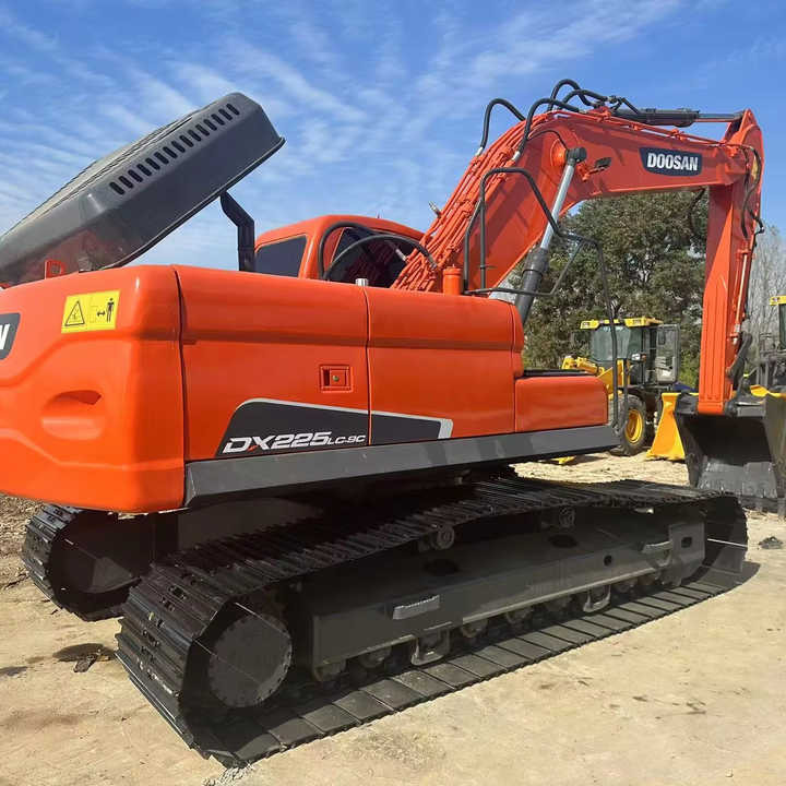 Used Doosan DX225LC-9C Excellent Performance Running Working Condition Strong Power for Sale - حفارات زحافة: صور 1 Used Doosan DX225LC-9C Excellent Performance Running Working Condition Strong Power for Sale - حفارات زحافة: صور 1