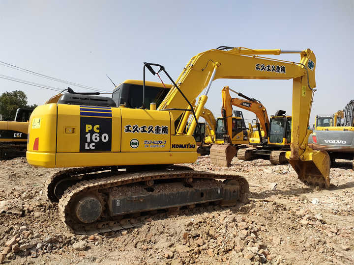 Used Good Quality Japan Original PC160-7 in Good Condition PC160-7 Komatsu - حفارات زحافة: صور 2 Used Good Quality Japan Original PC160-7 in Good Condition PC160-7 Komatsu - حفارات زحافة: صور 2