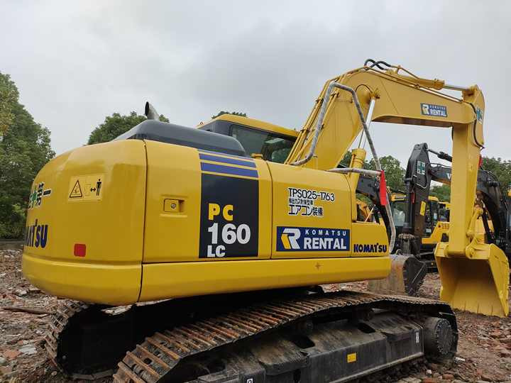 Used Good Quality Japan Original PC160-7 in Good Condition PC160-7 Komatsu - حفارات زحافة: صور 4 Used Good Quality Japan Original PC160-7 in Good Condition PC160-7 Komatsu - حفارات زحافة: صور 4