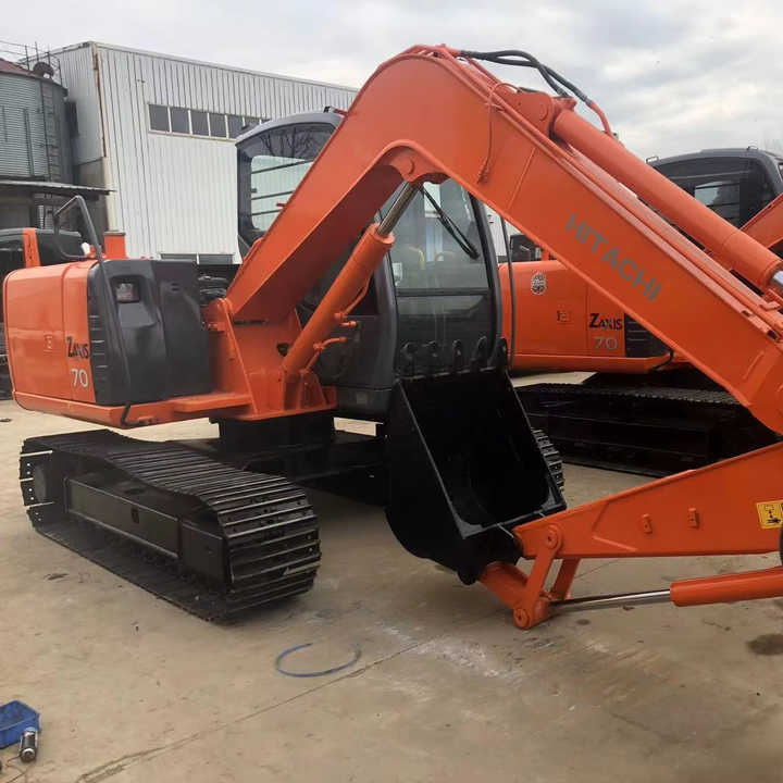Used HITACHI ZX-70 - حفارة: صور 1 Used HITACHI ZX-70 - حفارة: صور 1