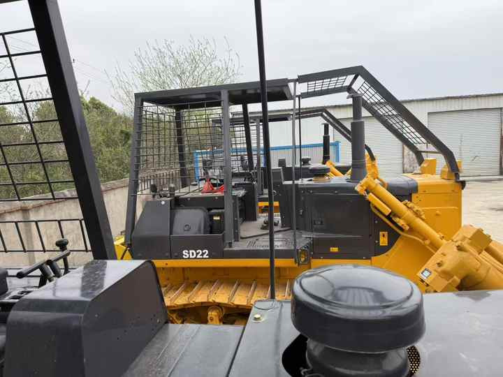 Used Shantui SD22 New Model Bulldozer Second Hand Machine Popular Brand Shantui Hydraulic Machinery - بلدوزر: صور 2 Used Shantui SD22 New Model Bulldozer Second Hand Machine Popular Brand Shantui Hydraulic Machinery - بلدوزر: صور 2