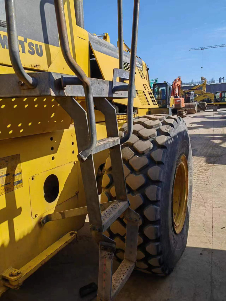 اللودر بعجل komatsu wa320-3 [ Copy ] [ Copy ]: صور 11