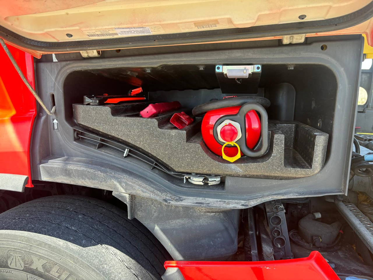 تأجير MERCEDES-BENZ ACTROS 450 MERCEDES-BENZ ACTROS 450: صور 13