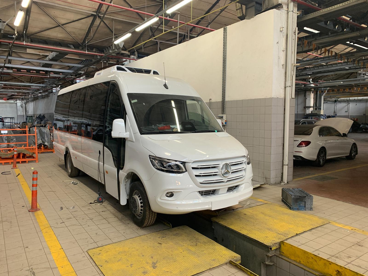 MERCEDES-BENZ SPRINTER 519 - صغيرة, ميكروباص: صور 2 MERCEDES-BENZ SPRINTER 519 - صغيرة, ميكروباص: صور 2