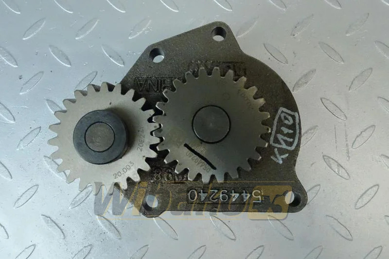 Cummins 5449240 - ضخ النفط - آلات البناء: صور 1 Cummins 5449240 - ضخ النفط - آلات البناء: صور 1
