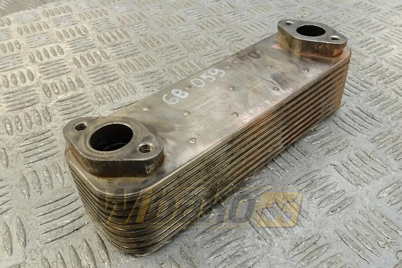 Liebherr 9271046 - مبرد الزيت - آلات البناء: صور 1 Liebherr 9271046 - مبرد الزيت - آلات البناء: صور 1