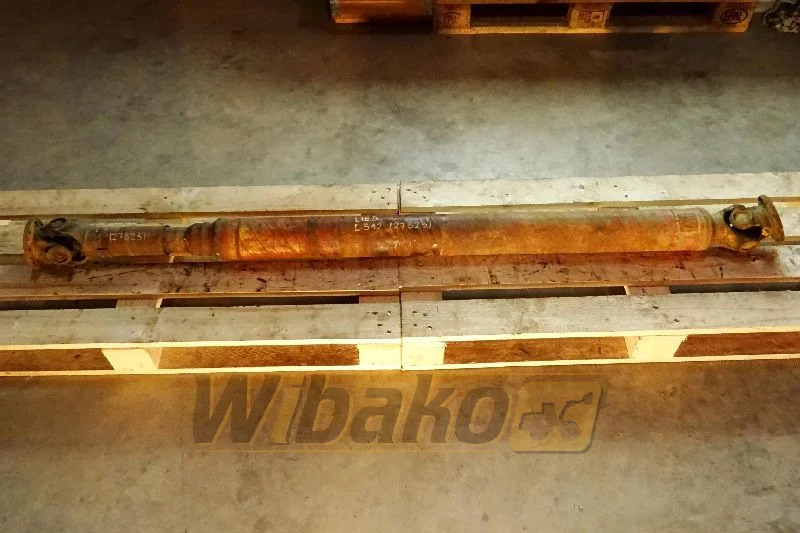 Liebherr L512 - نصف رمح - آلات البناء: صور 1 Liebherr L512 - نصف رمح - آلات البناء: صور 1