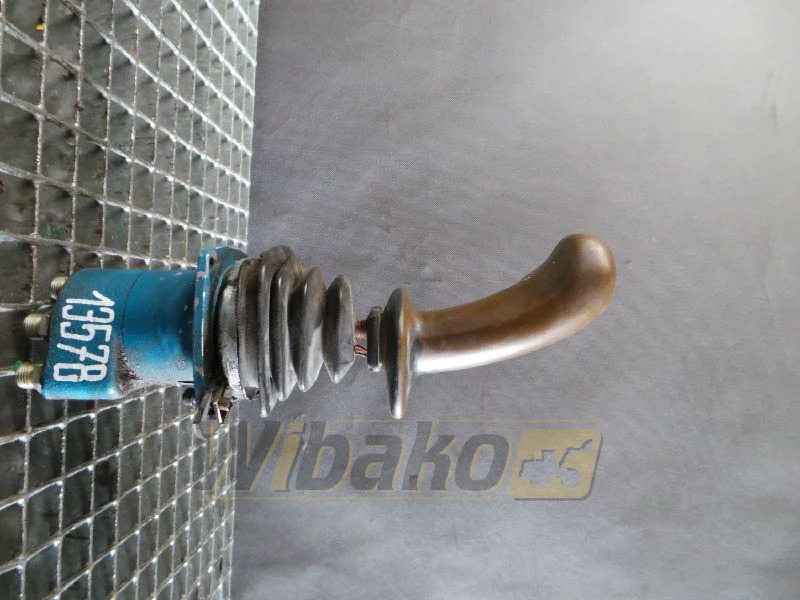 Linde 676-345-23-93 - صمامات هيدروليكية - آلات البناء: صور 1 Linde 676-345-23-93 - صمامات هيدروليكية - آلات البناء: صور 1