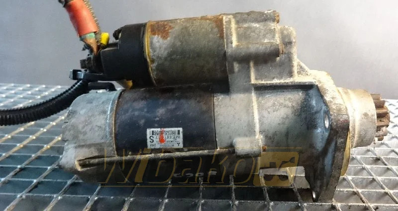 Mitsubishi M009T80573 4410ME441057 - بدء - آلات البناء: صور 1 Mitsubishi M009T80573 4410ME441057 - بدء - آلات البناء: صور 1