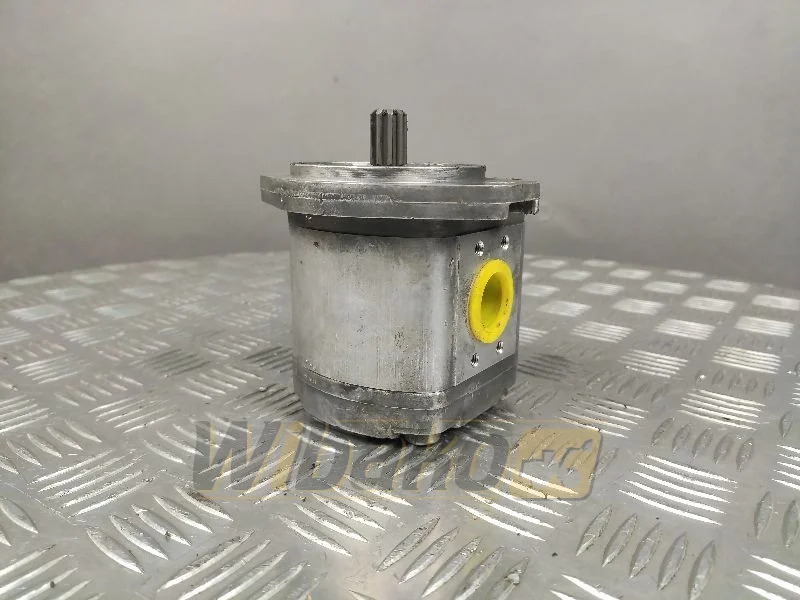 Poclain 40182508 P4743518X - مضخة هيدروليكية - آلات البناء: صور 1 Poclain 40182508 P4743518X - مضخة هيدروليكية - آلات البناء: صور 1