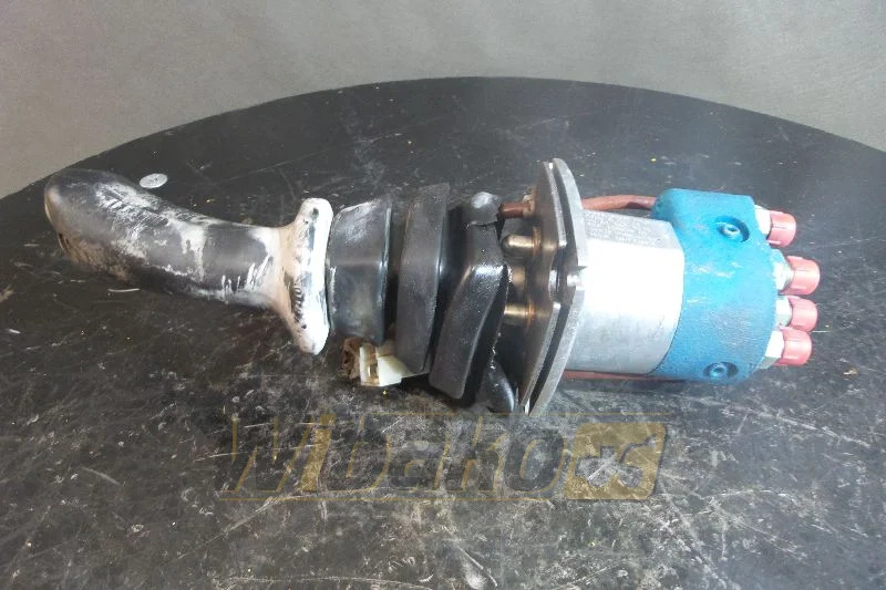 Rexroth 5TH6E52.14/YU01M05 - صمامات هيدروليكية - آلات البناء: صور 1 Rexroth 5TH6E52.14/YU01M05 - صمامات هيدروليكية - آلات البناء: صور 1