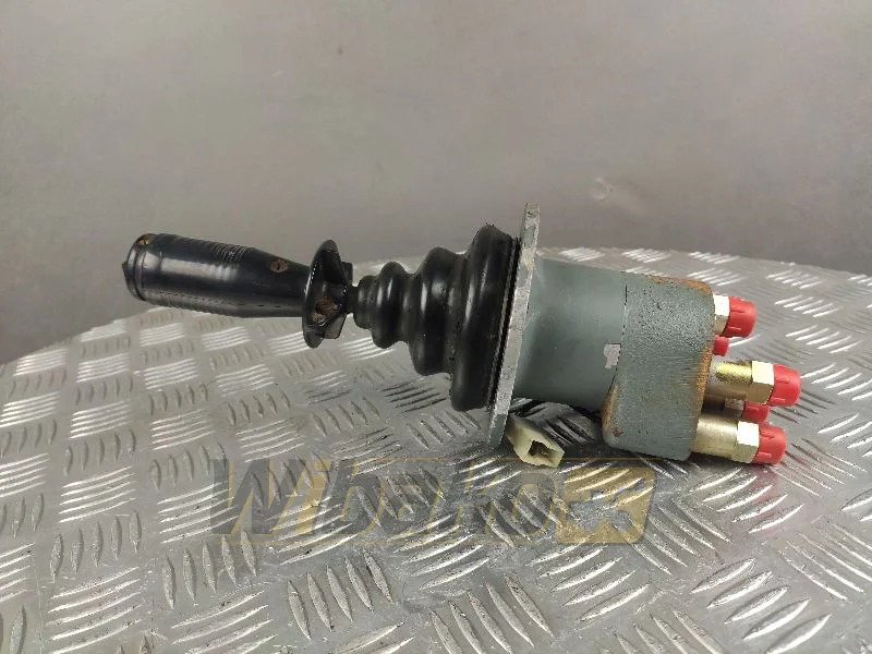 Rexroth Sigma TH22589800 P4743324M - صمامات هيدروليكية - آلات البناء: صور 1 Rexroth Sigma TH22589800 P4743324M - صمامات هيدروليكية - آلات البناء: صور 1