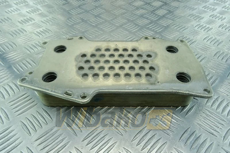 Thermotec D4AG022TT - مبرد الزيت - آلات البناء: صور 1 Thermotec D4AG022TT - مبرد الزيت - آلات البناء: صور 1
