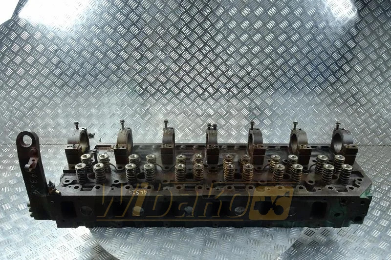 Volvo D12 8170101/20560797 - اسطوانة رئيس - آلات البناء: صور 1 Volvo D12 8170101/20560797 - اسطوانة رئيس - آلات البناء: صور 1