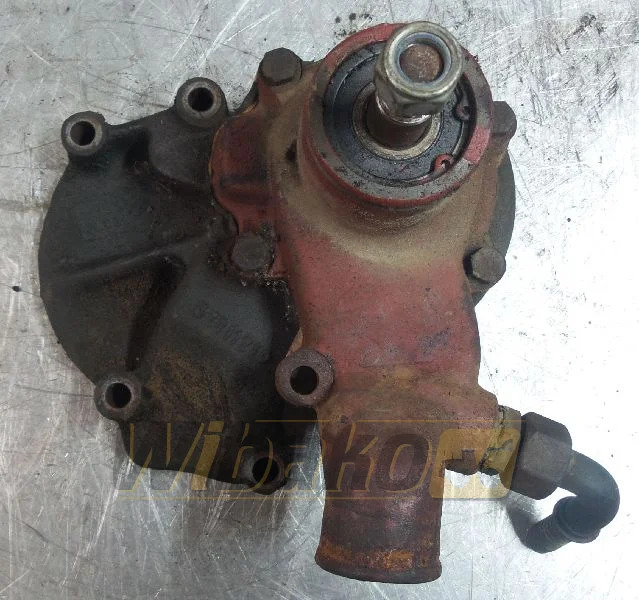 Volvo D12C 31711710 - مضخة مياه: صور 1 Volvo D12C 31711710 - مضخة مياه: صور 1